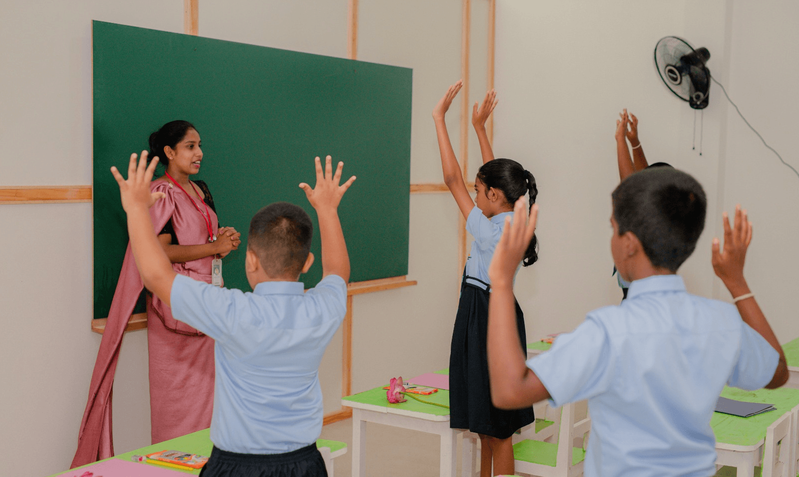 Warakapola Branch school photo 3